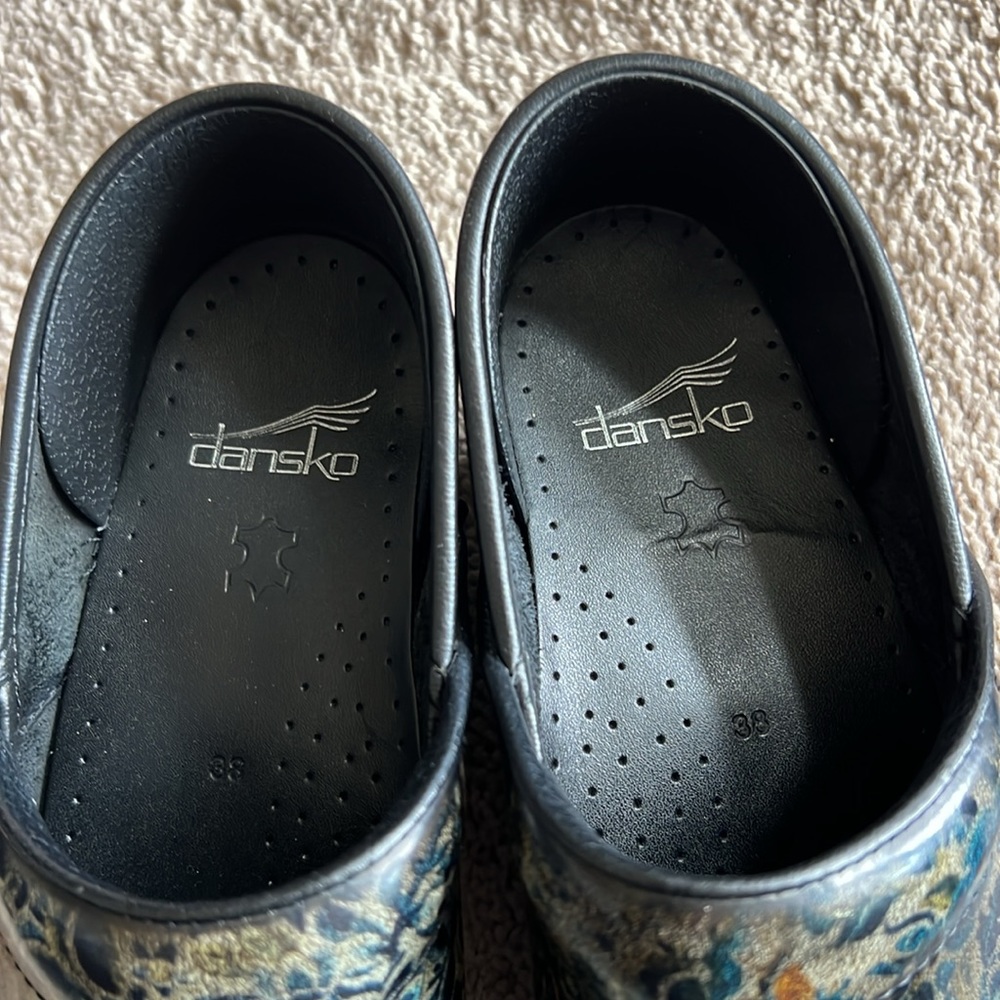 Dansko Clogs - Picture 3 of 7